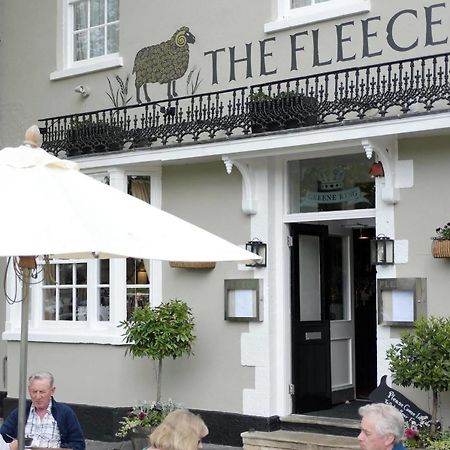 Отель The Fleece Уитни Экстерьер фото